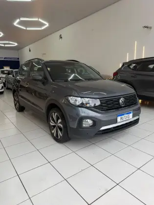 VOLKSWAGEN T-CROSS 1.0 200 TSI TOTAL FLEX AUTOMÁTICO