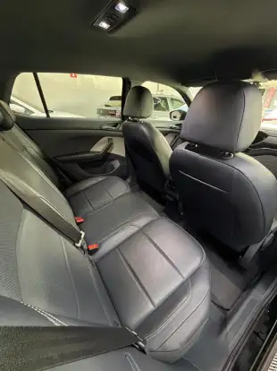 VOLKSWAGEN-T-CROSS-1.4 250 TSI TOTAL FLEX HIGHLINE AUTOMÁTICO VOLKSWAGEN-T-CROSS-2021