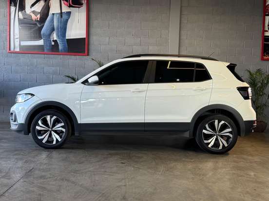 VOLKSWAGEN-T-CROSS-1.0 200 TSI TOTAL FLEX AUTOMÁTICO VOLKSWAGEN-T-CROSS-2023