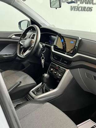 VOLKSWAGEN-T-CROSS-2024