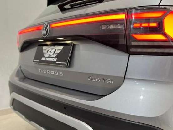 VOLKSWAGEN-T-CROSS-1.0 200 TSI TOTAL FLEX AUTOMÁTICO VOLKSWAGEN-T-CROSS-2024