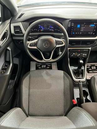 VOLKSWAGEN-T-CROSS-2024