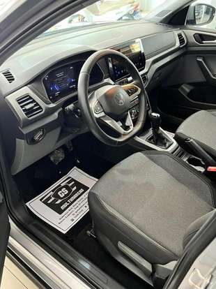 VOLKSWAGEN-T-CROSS-2024
