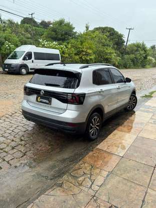 VOLKSWAGEN-T-CROSS-2020