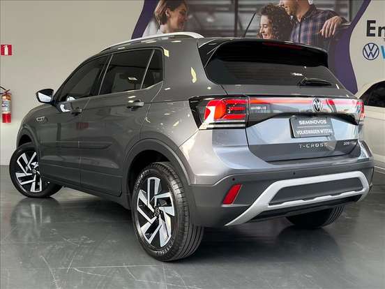 VOLKSWAGEN-T-CROSS-2024