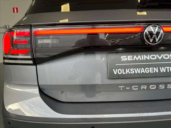 VOLKSWAGEN-T-CROSS-2024
