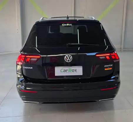 VOLKSWAGEN-TIGUAN-2019