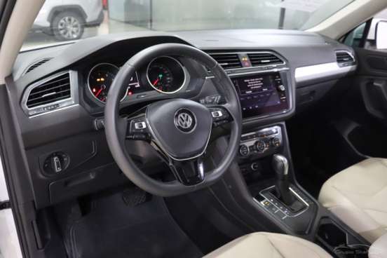 VOLKSWAGEN-TIGUAN-2019