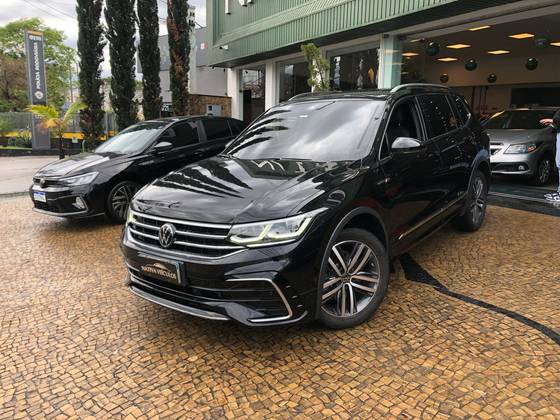 VOLKSWAGEN TIGUAN 2.0 300 TSI GASOLINA ALLSPACE R-LINE AUTOMÁTICO