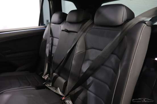 VOLKSWAGEN-TIGUAN-2023