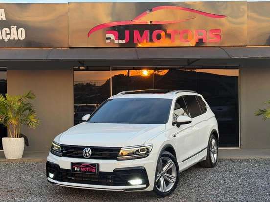VOLKSWAGEN-TIGUAN-2019
