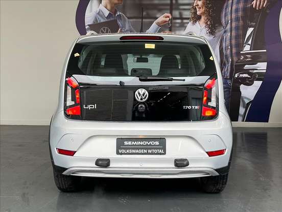 VOLKSWAGEN-UP-1.0 170 TSI TOTAL FLEX XTREME 4P MANUAL VOLKSWAGEN-UP-2019
