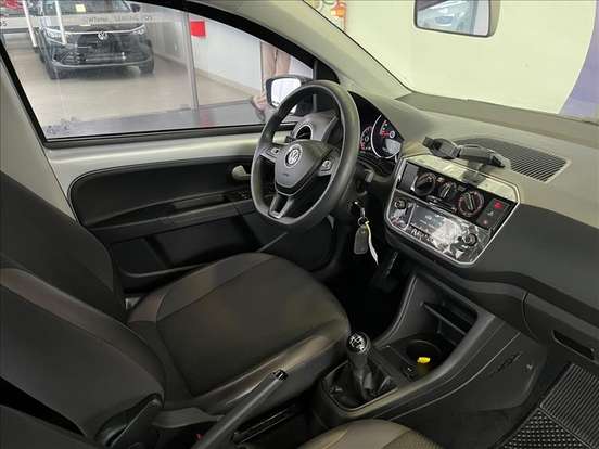 VOLKSWAGEN-UP-1.0 170 TSI TOTAL FLEX XTREME 4P MANUAL VOLKSWAGEN-UP-2019