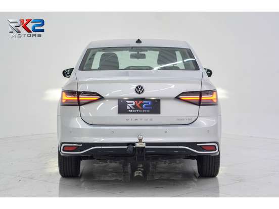 VOLKSWAGEN-VIRTUS-2024