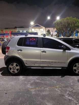 VOLKSWAGEN-CROSSFOX-2008