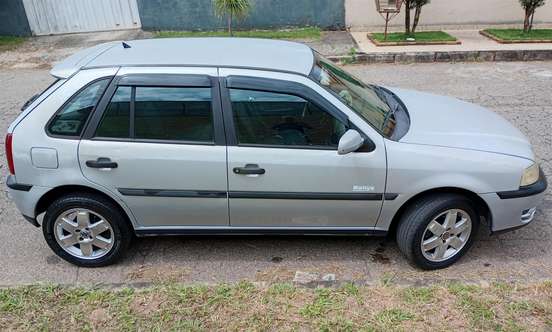 VOLKSWAGEN-GOL-2004