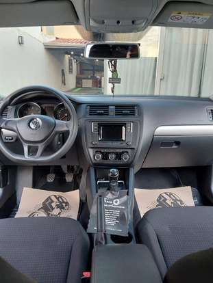 VOLKSWAGEN-JETTA-2016