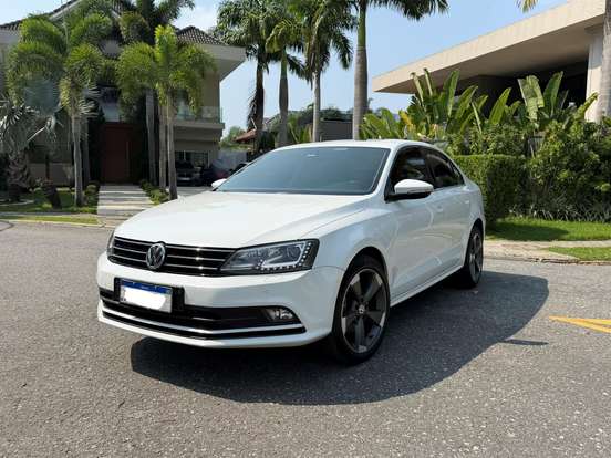 VOLKSWAGEN-JETTA-2.0 TSI HIGHLINE 211CV GASOLINA 4P TIPTRONIC VOLKSWAGEN-JETTA-2016