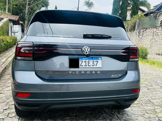 VOLKSWAGEN-T-CROSS-1.0 200 TSI TOTAL FLEX AUTOMÁTICO VOLKSWAGEN-T-CROSS-2019