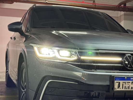 VOLKSWAGEN-TIGUAN-2.0 300 TSI GASOLINA ALLSPACE R-LINE AUTOMÁTICO VOLKSWAGEN-TIGUAN-2024