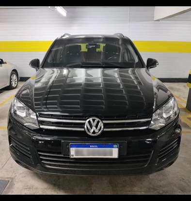 VOLKSWAGEN-TOUAREG-2014