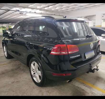 VOLKSWAGEN-TOUAREG-2014