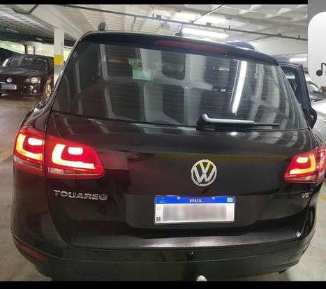 VOLKSWAGEN-TOUAREG-2014