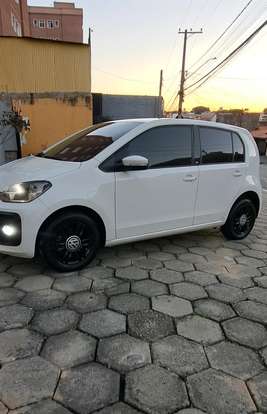 VOLKSWAGEN-UP-2018