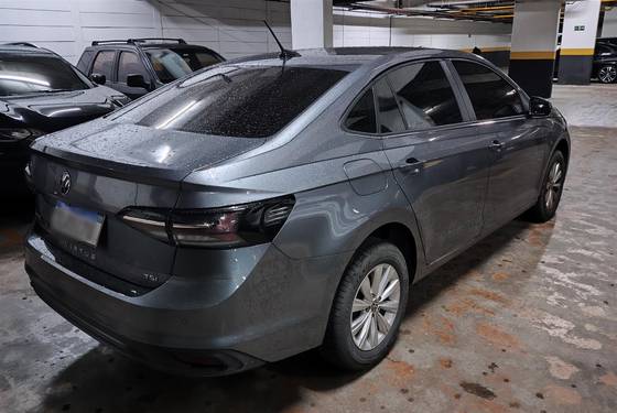 VOLKSWAGEN VIRTUS 1.0 170 TSI MANUAL