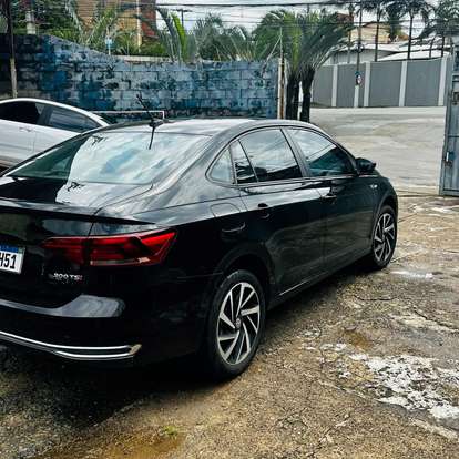 VOLKSWAGEN-VIRTUS-2022