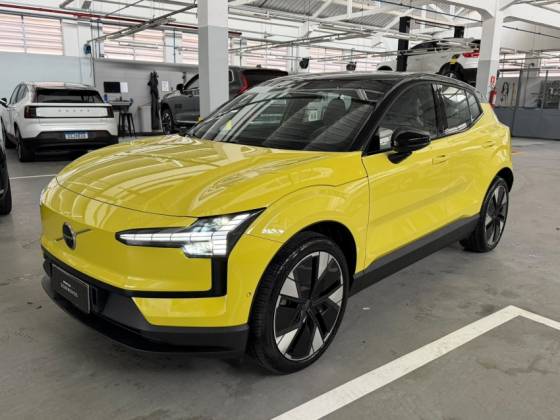 VOLVO EX30 69 KW ELÉTRICO ULTRA