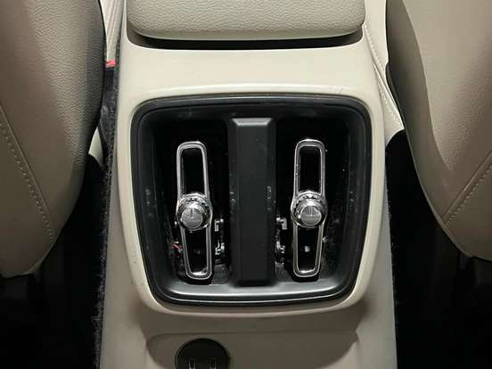 VOLVO-XC40-1.5 T5 RECHARGE INSCRIPTION GEARTRONIC VOLVO-XC40-2021