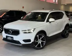 VOLVO XC40 2.0 T5 GASOLINA MOMENTUM AWD GEARTRONIC VOLVO XC40 2.0 T5 GASOLINA MOMENTUM AWD GEARTRONIC