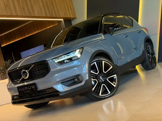 VOLVO-XC40-2.0 T5 GASOLINA R-DESIGN AWD GEARTRONIC VOLVO-XC40-2019