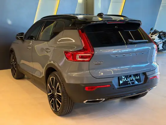 VOLVO-XC40-2.0 T5 GASOLINA R-DESIGN AWD GEARTRONIC VOLVO-XC40-2019