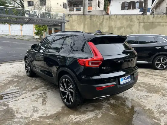 VOLVO-XC40-2.0 T5 GASOLINA R-DESIGN AWD GEARTRONIC VOLVO-XC40-2019