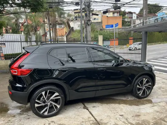 VOLVO-XC40-2.0 T5 GASOLINA R-DESIGN AWD GEARTRONIC VOLVO-XC40-2019