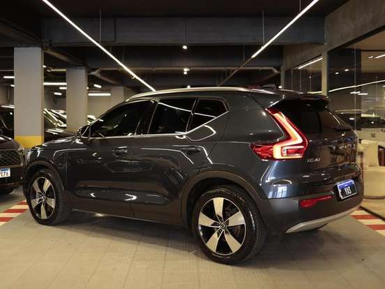 VOLVO-XC40-P8 RECHARGE ELECTRIC BEV PURE AWD VOLVO-XC40-2021