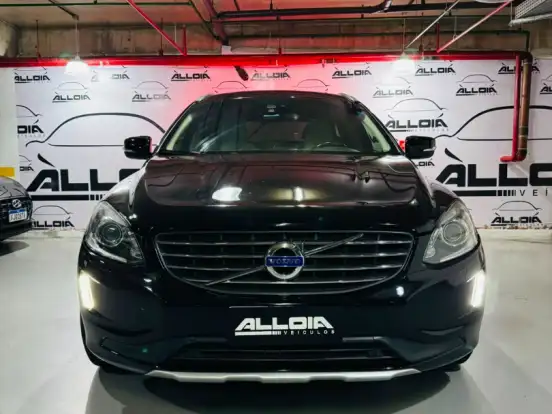 VOLVO-XC60-2.0 T5 MOMENTUM GASOLINA 4P AUTOMÁTICO VOLVO-XC60-2015