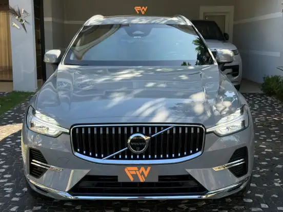 VOLVO-XC60-2023