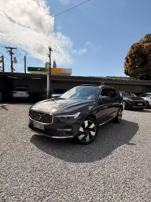 VOLVO-XC60-2024