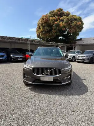 VOLVO-XC60-2024