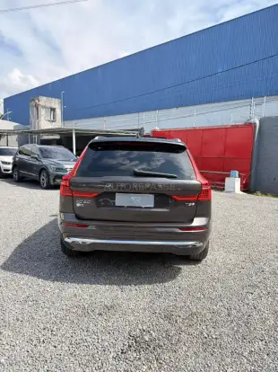 VOLVO-XC60-2024