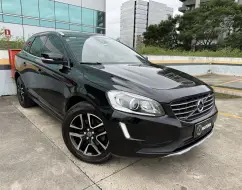VOLVO XC60 2.4 D5 MOMENTUM DIESEL AWD 4P AUTOMÁTICO VOLVO XC60 2.4 D5 MOMENTUM DIESEL AWD 4P AUTOMÁTICO