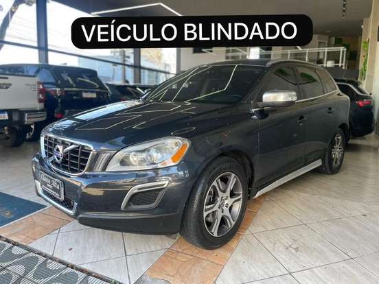 VOLVO-XC60-2012