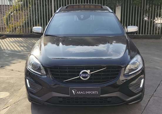 VOLVO-XC60-2015