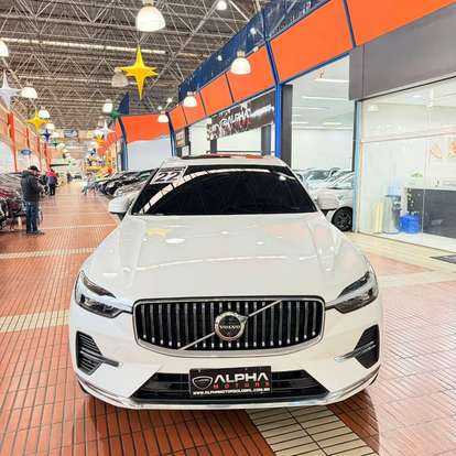 VOLVO-XC60-2022