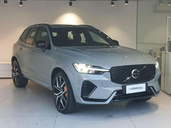 VOLVO-XC60-2025