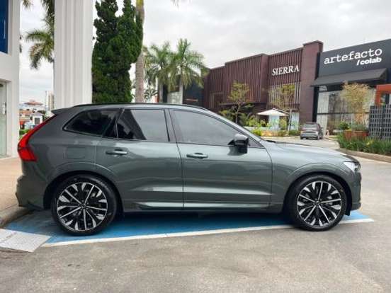 VOLVO-XC60-2.0 T8 PHEV ULTRA DARK AWD GEARTRONIC VOLVO-XC60-2025