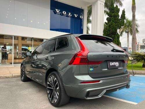 VOLVO-XC60-2.0 T8 PHEV ULTRA DARK AWD GEARTRONIC VOLVO-XC60-2025